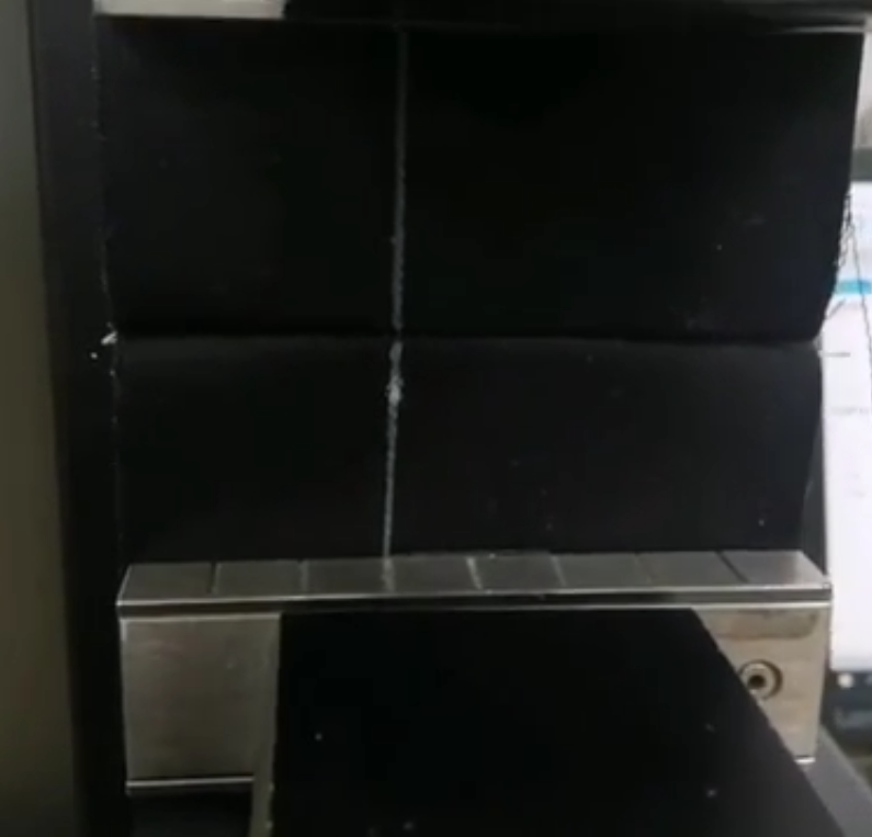 Gá mẫu test độ trượt đường may astm d1683